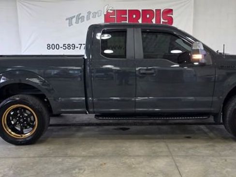 Used 2017 Ford F150 XL w/ Equipment Group 101A Mid image 8