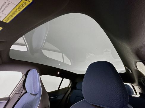 New 2026 Volvo EX30 Plus w/ Protection Package Premier image 21