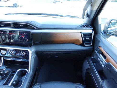 Used 2023 GMC Sierra 1500 Denali w/ Denali Reserve Package AWD/4WD image 43