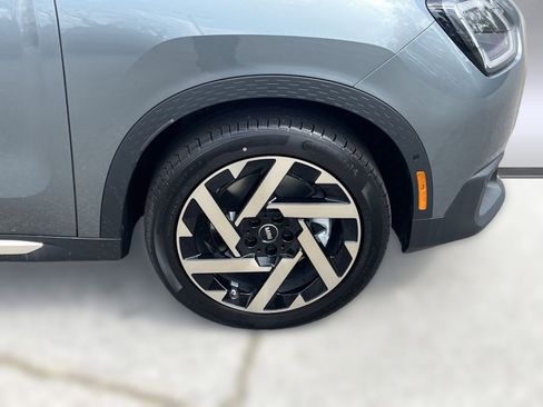 Used 2025 MINI Cooper Countryman S w/ Comfort Package Max image 10