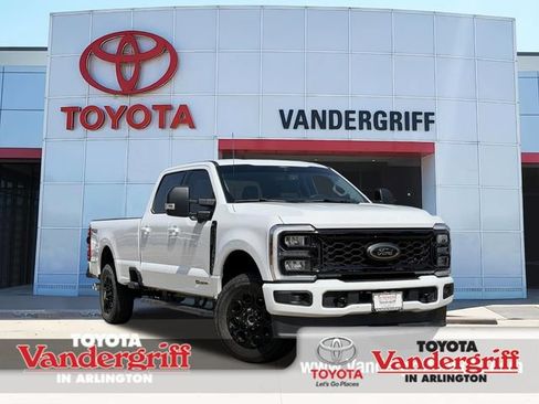 Used 2025 Ford F250 XLT w/ Black Appearance Package AWD/4WD image 1