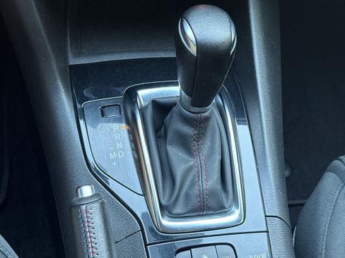 Used 2015 MAZDA MAZDA3 i Touring FWD image 23