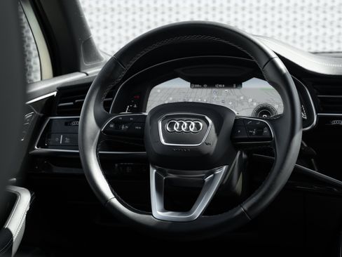 Certified 2025 Audi Q7 3.0T Premium Plus w/ Premium Plus Package AWD/4WD image 9