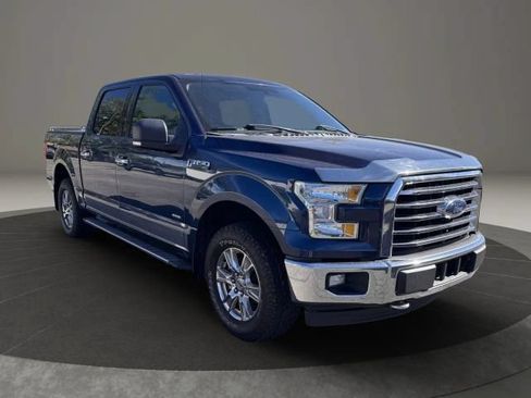 Used 2017 Ford F150 XLT w/ Equipment Group 302A Luxury AWD/4WD image 7