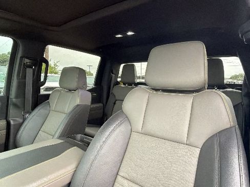 Used 2023 Chevrolet Silverado 1500 ZR2 w/ Technology Package AWD/4WD image 16