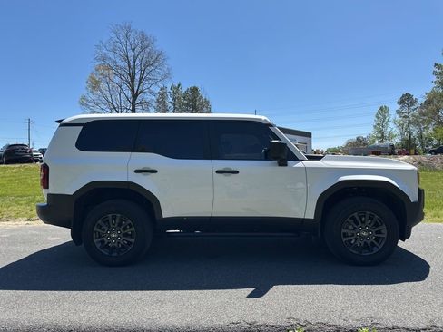 Used 2025 Toyota Land Cruiser 1958 image 4