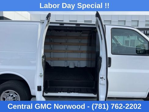 Used 2025 Chevrolet Express 2500 w/ Driver Convenience Package RWD image 9