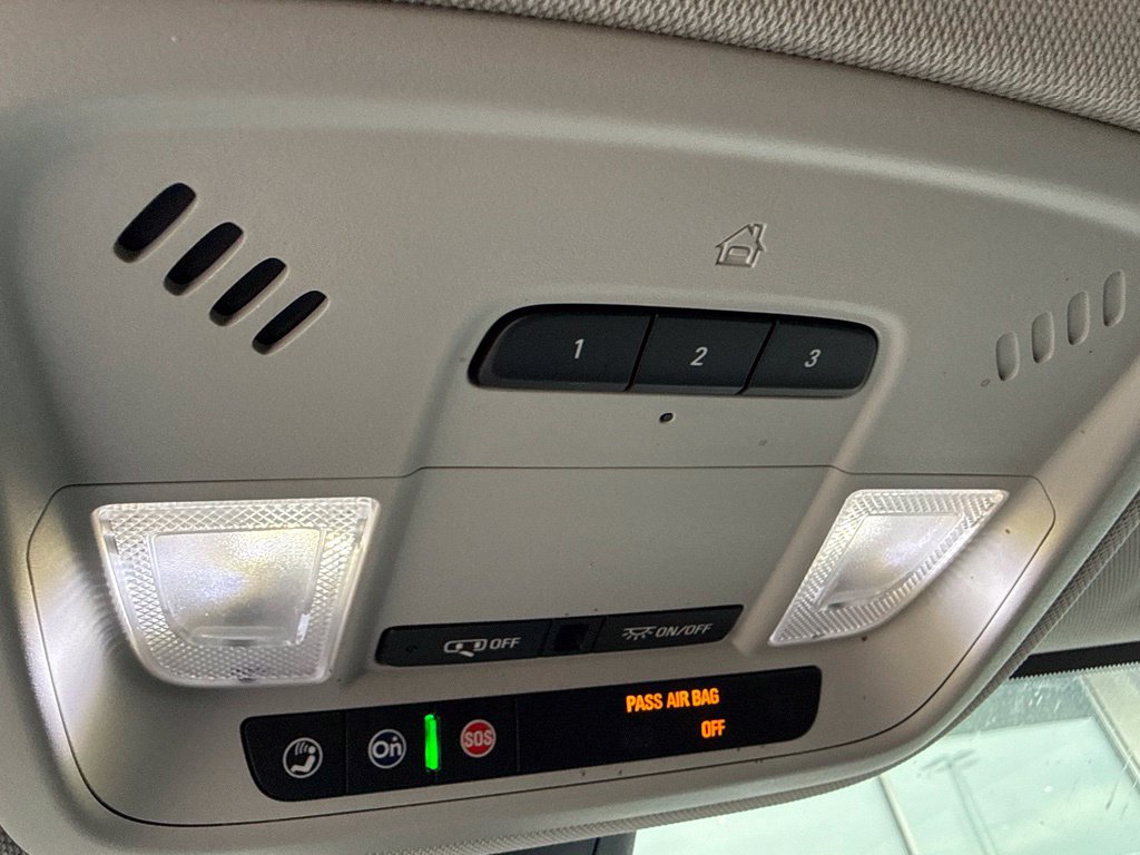 Used 2018 Chevrolet Traverse LT w/ LPO, Floor Liner Package AWD/4WD image 18
