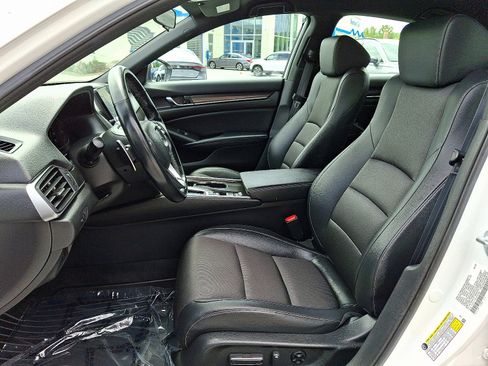 Used 2022 Honda Accord Sport image 13