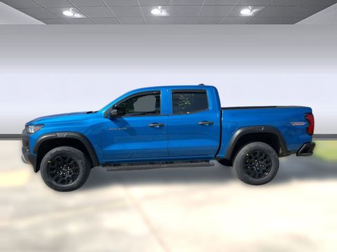 Certified 2023 Chevrolet Colorado Trail Boss w/ Advanced Trailering Package image 2