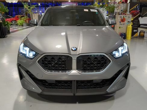 Used 2024 BMW X2 xDrive28i AWD/4WD image 3