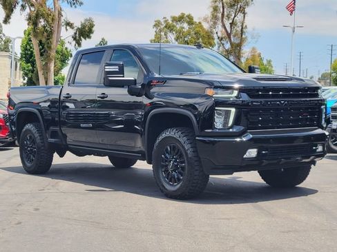 Used 2022 Chevrolet Silverado 2500 LTZ w/ LTZ Plus Package AWD/4WD image 40