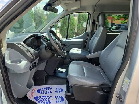 Used 2018 Ford Transit 150 XL RWD image 9