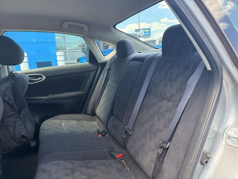 Used 2013 Nissan Sentra SV image 9