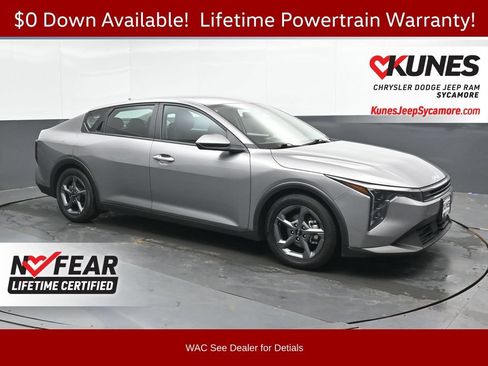 Used 2025 Kia K4 FWD image 1