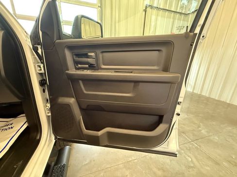 New 2026 RAM 3500 Tradesman w/ Chrome Appearance Group A AWD/4WD image 15