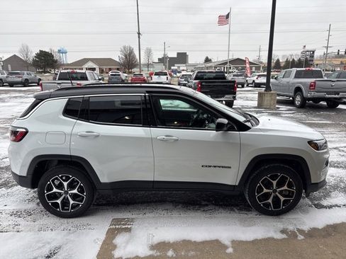 New 2026 Jeep Compass Limited w/ Sun, Sound & Navigation Group image 9