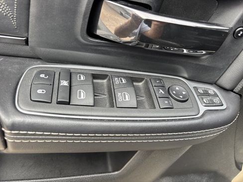 Used 2024 RAM 2500 Limited AWD/4WD image 25