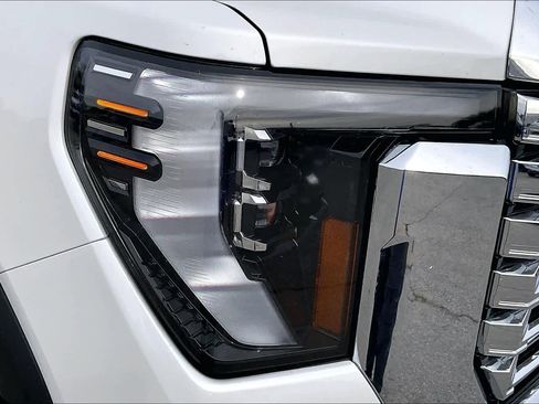 Certified 2025 GMC Sierra 3500 Denali w/ Denali Reserve Package image 27