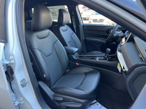 New 2026 Jeep Compass Trailhawk image 22
