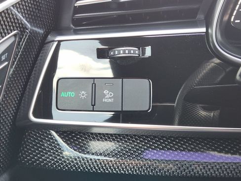 Used 2021 Audi SQ8 Premium Plus w/ SQ8 Black Optic Package AWD/4WD image 21