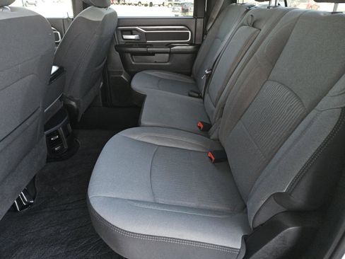 Used 2024 RAM 3500 Big Horn image 31