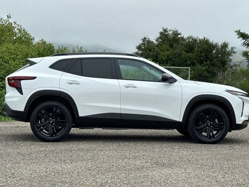 New 2026 Chevrolet Trax ACTIV w/ Driver Confidence Package FWD image 3