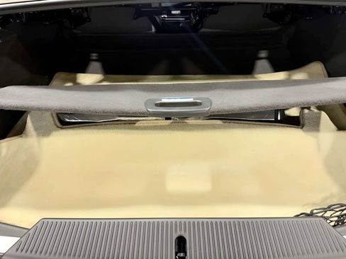 Used 2008 Cadillac XLR RWD image 9