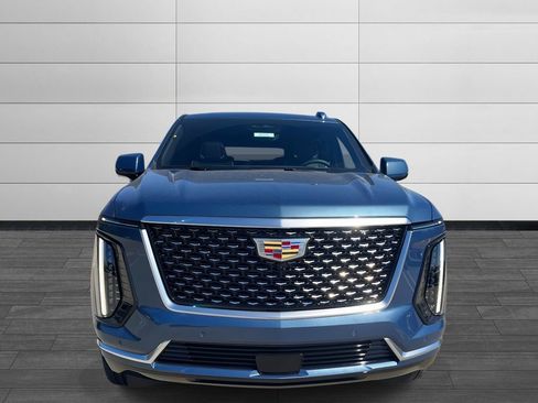 New 2026 Cadillac Escalade Luxury w/ Touring Package image 8