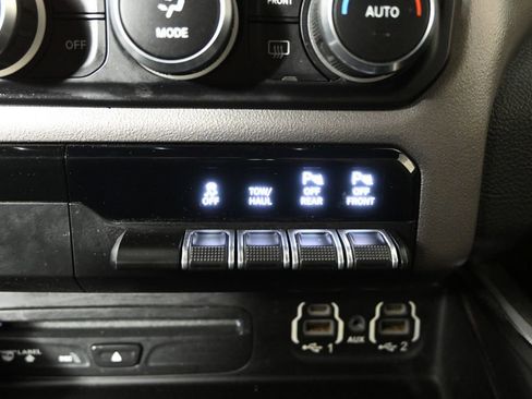 Used 2019 RAM 1500 Big Horn image 31