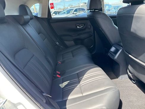 Used 2024 Honda HR-V EX-L image 17