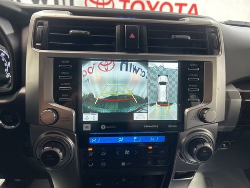 Used 2023 Toyota 4Runner Limited image 32