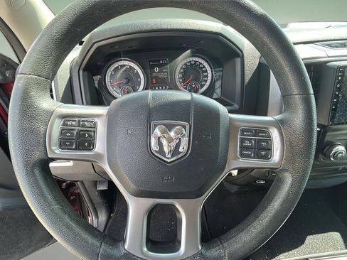 Used 2021 RAM 1500 Classic SLT AWD/4WD image 11