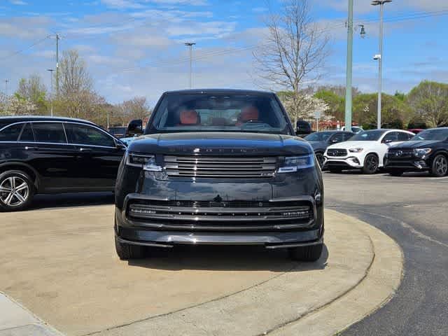 Used 2025 Land Rover Range Rover SE AWD/4WD image 4