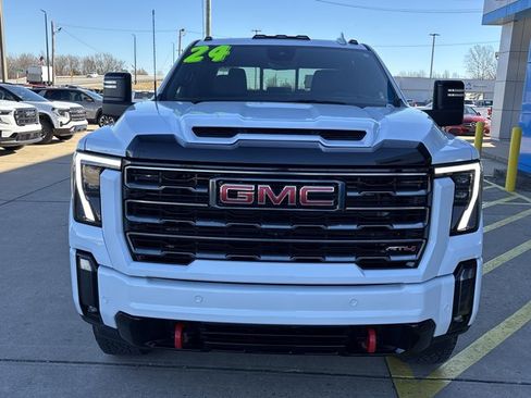 Used 2024 GMC Sierra 2500 AT4 w/ AT4 Premium Plus Package image 11