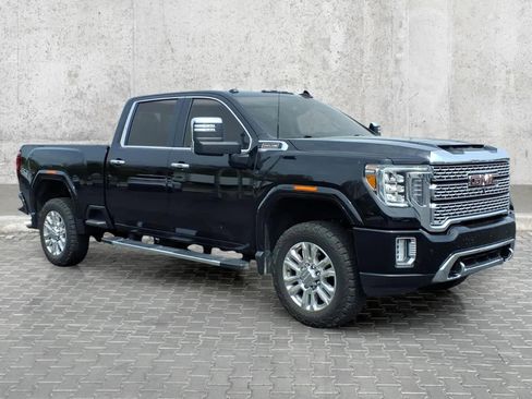 Used 2022 GMC Sierra 2500 Denali w/ Denali Ultimate Package AWD/4WD image 2