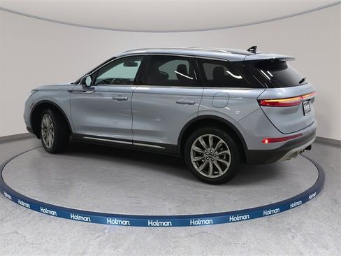 Certified 2022 Lincoln Corsair Standard w/ Premium Package image 7