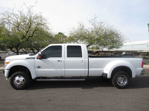 Used 2013 Ford F450 Lariat w/ Lariat Ultimate Pkg image 1