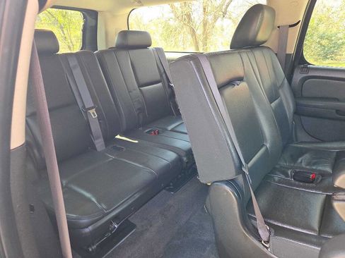 Used 2012 GMC Yukon XL SLT w/ SLT-2 Equipment Package image 34