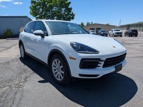 Used 2021 Porsche Cayenne AWD/4WD image 8
