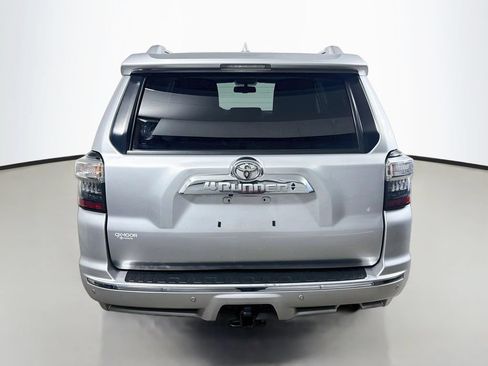 Used 2014 Toyota 4Runner Limited AWD/4WD image 6