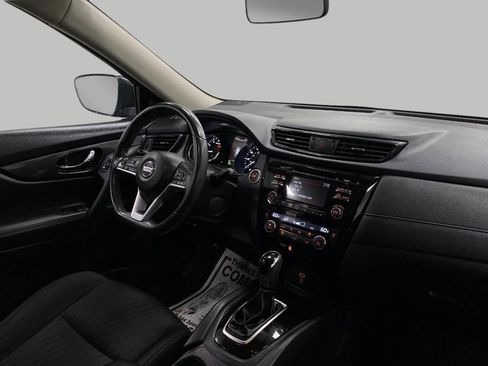 Used 2017 Nissan Rogue SV AWD/4WD image 19