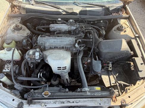 Used 1999 Toyota Camry LE FWD image 30