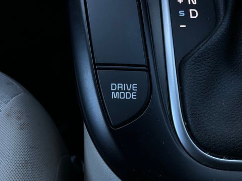 Used 2025 Kia Soul LX w/ LX Technology Package image 22