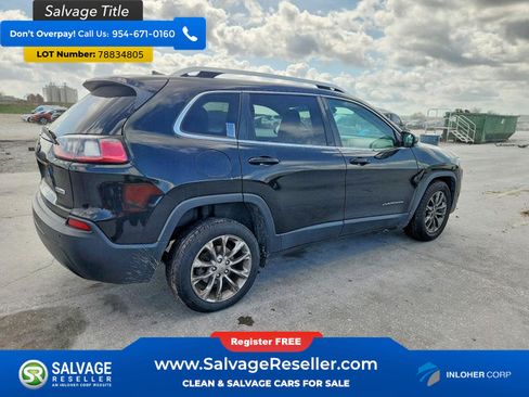 Used 2019 Jeep Cherokee Latitude Plus w/ Comfort/Convenience Group FWD image 4