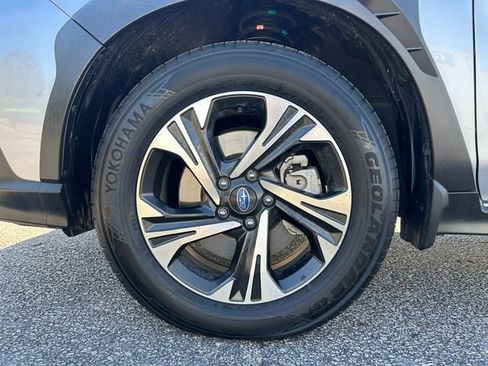 Used 2024 Subaru Crosstrek 2.0i Premium w/ Popular Package #4 image 10