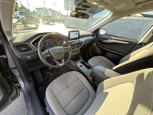 Used 2021 Ford Escape SE image 20