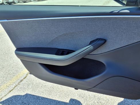 Used 2025 Tesla Model 3 RWD image 17