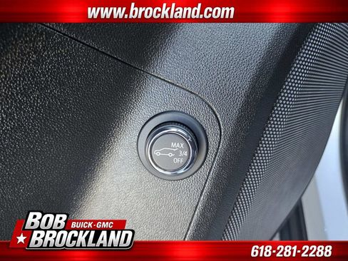 Used 2020 GMC Acadia SLT image 38