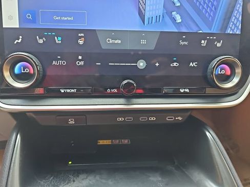 Used 2024 Lexus RZ 300e Premium w/ Accessory Package (Z1) FWD image 27